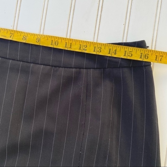 Pinstripe pleated skirt Size 10 NEW - Picture 8 of 10